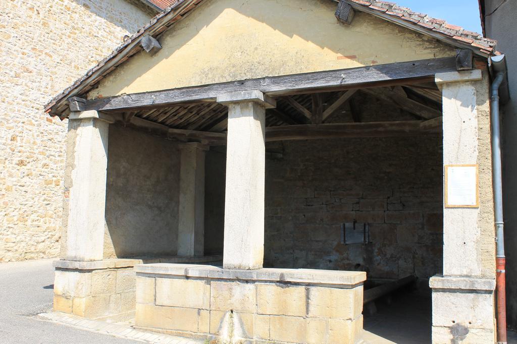 Hotel Le Bourgogne Cuiseaux Kültér fotó