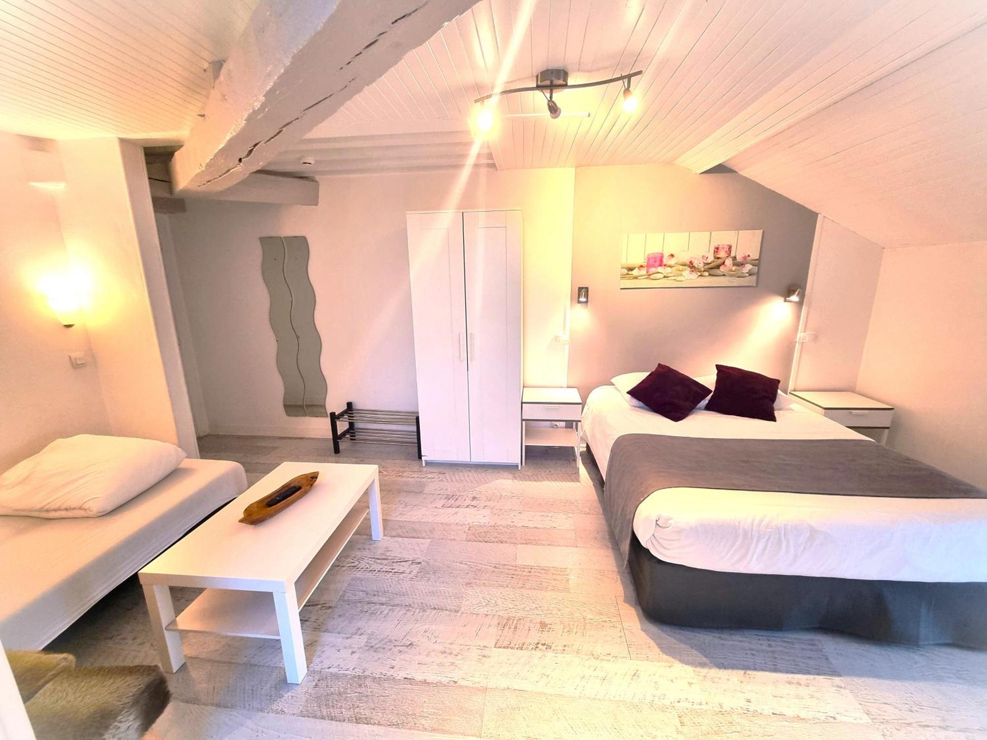 Hotel Le Bourgogne Cuiseaux Kültér fotó